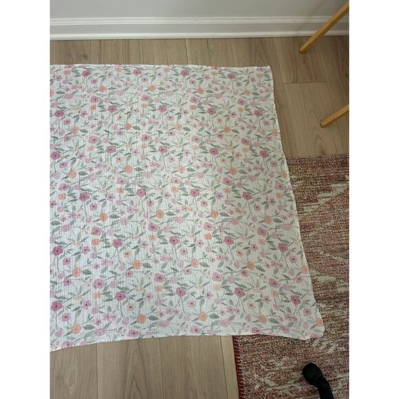 aden + anais Ma Fleur Muslin Swaddle Blanket Floral - Picture 4 of 6